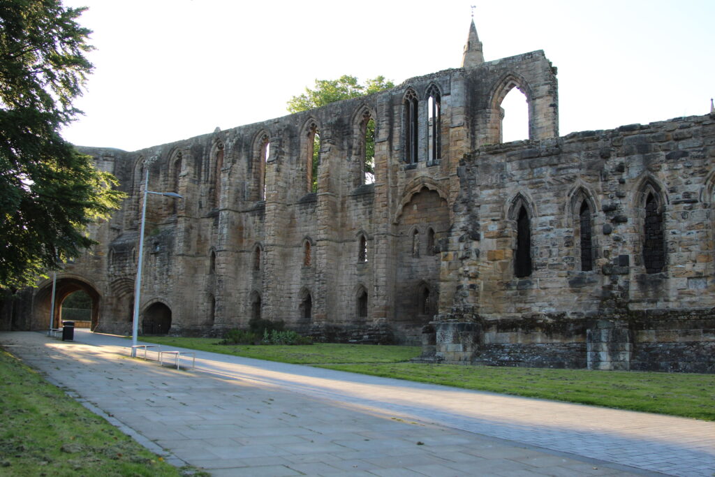 Dunfermline Palace, Fife, Scotland, Accessible tourism, Autistic Travel, Alex Stratikis